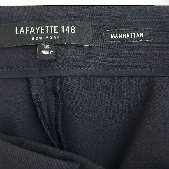 Lafayette 148 Crop Pants Manhattan Step Hem Navy Blue Color Pockets sz 16 - Picture 9 of 13